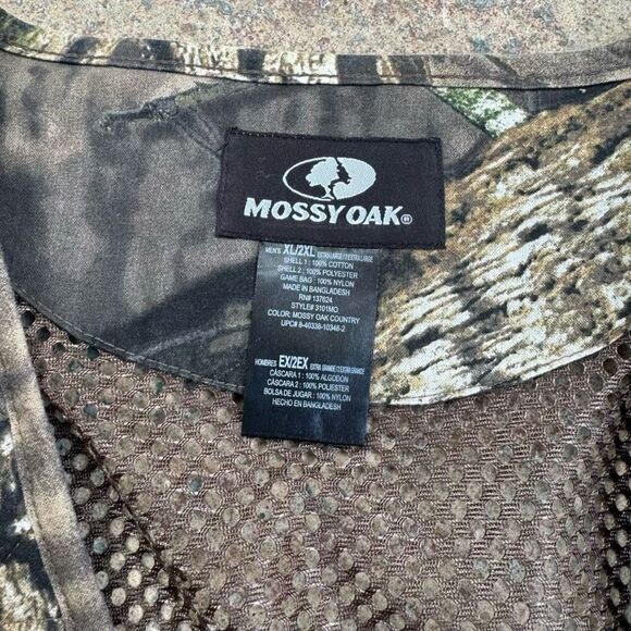 Mossy Oak Camouflage Hunting Lightweight Vest - Picture 3 of 4